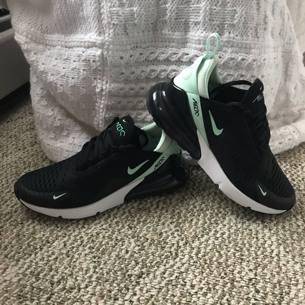 Nike airmax 270 womens 8.5
